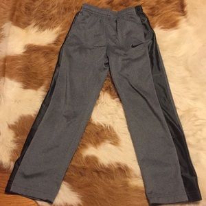 Boys Nike sweats size 7